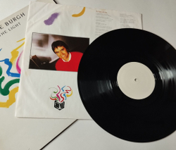 Винтажная виниловая пластинка LP Chris de Burgh Into The Light (Germany 1986) The Lady In Red (Miss Print)