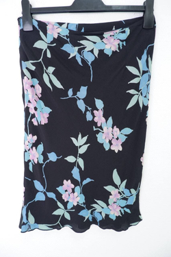 Юбка Olga Deffi с цветами 44 размер, новая