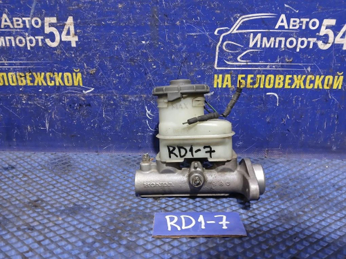 Главный тормозной цилиндр Honda CR-V 1996