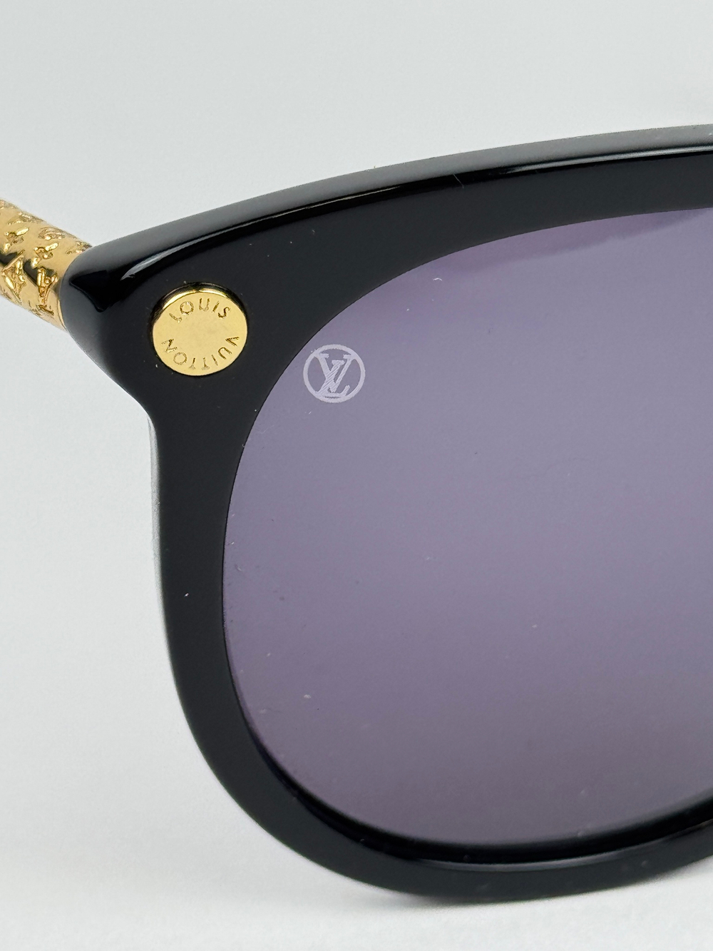 Очки Louis Vuitton