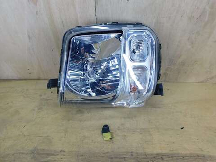 фара правая Suzuki Every DA17V 2021