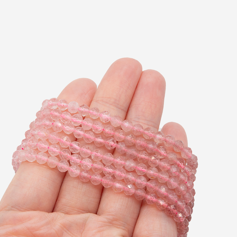 Клубничный кварц натуральный, 4,5мм, шар, микроогранка