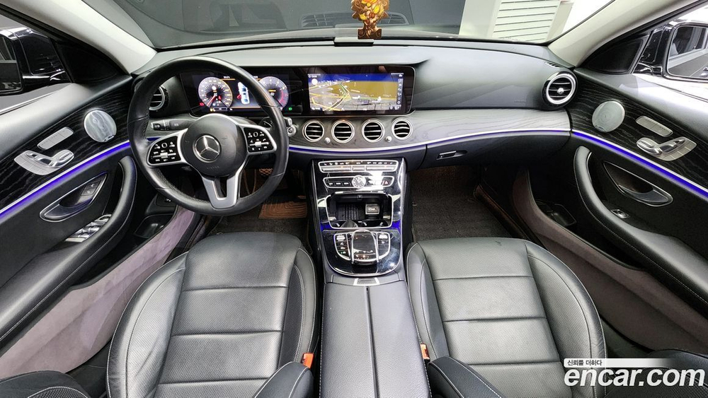 Mercedes-Benz E-Class W213 E300 4MATIC Avangarde (09.2019)