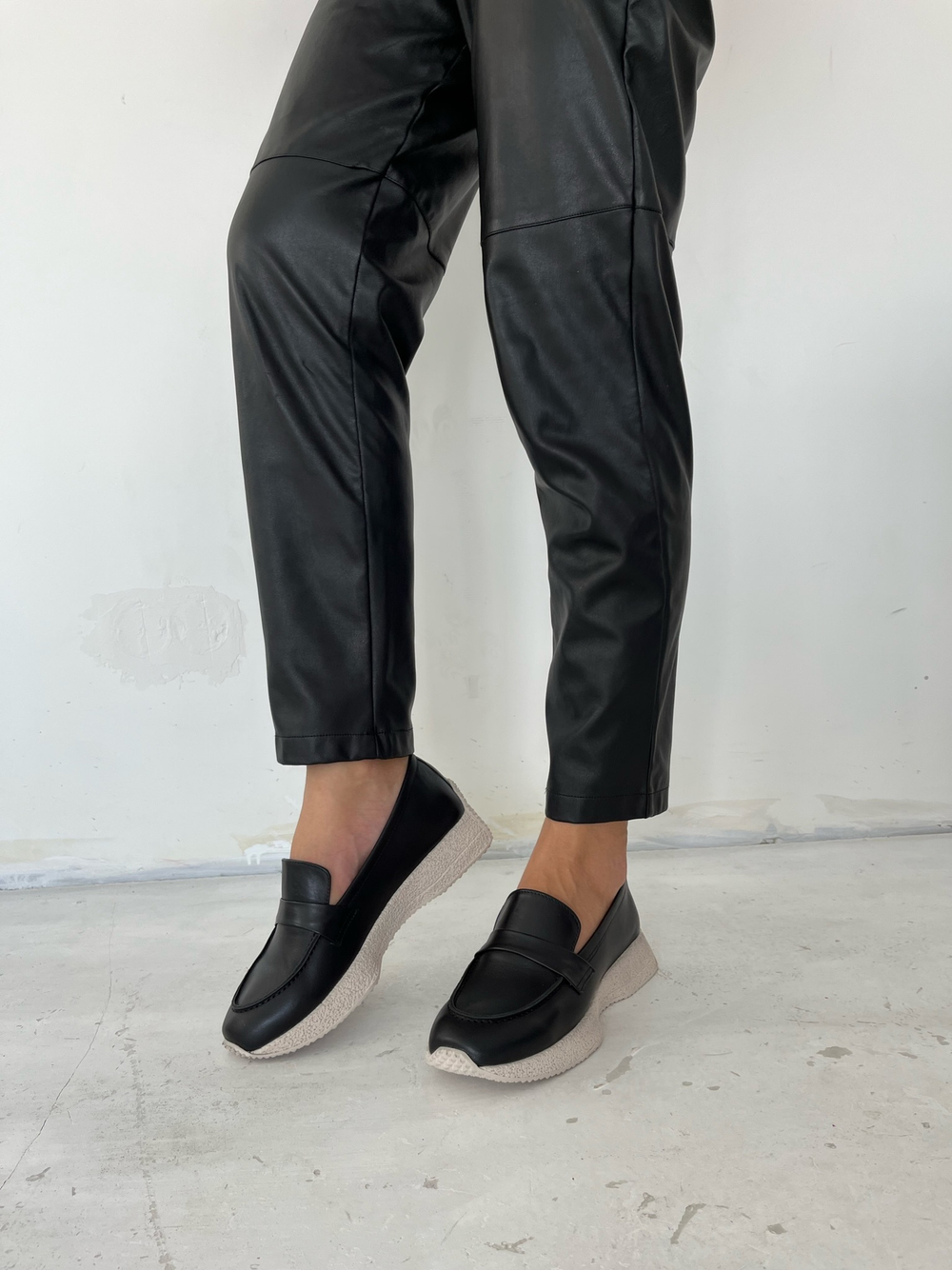 Мокасины из мягкой кожи