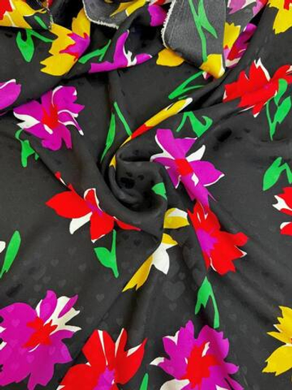 Плательная шелк принт цветы красные, желтые на черном, жаккард сердечко