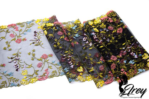 05-71 Вышивка на неэластичной сетке, 20 см, черный, полевые цветы Black