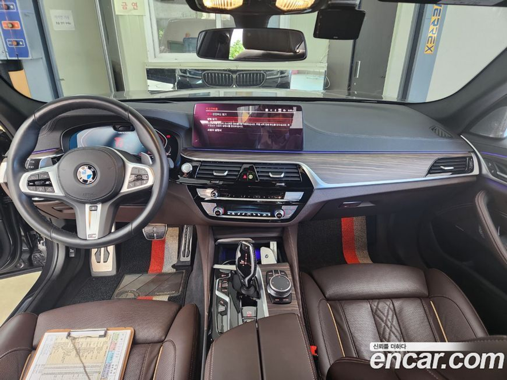 BMW 5 Series (G30) M550i xDrive (03.2021)