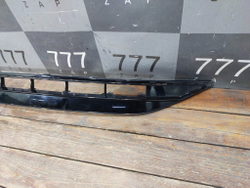 Решетка переднего бампера Volkswagen Tiguan 2 20-нв Б/У Оригинал 5NA853677N