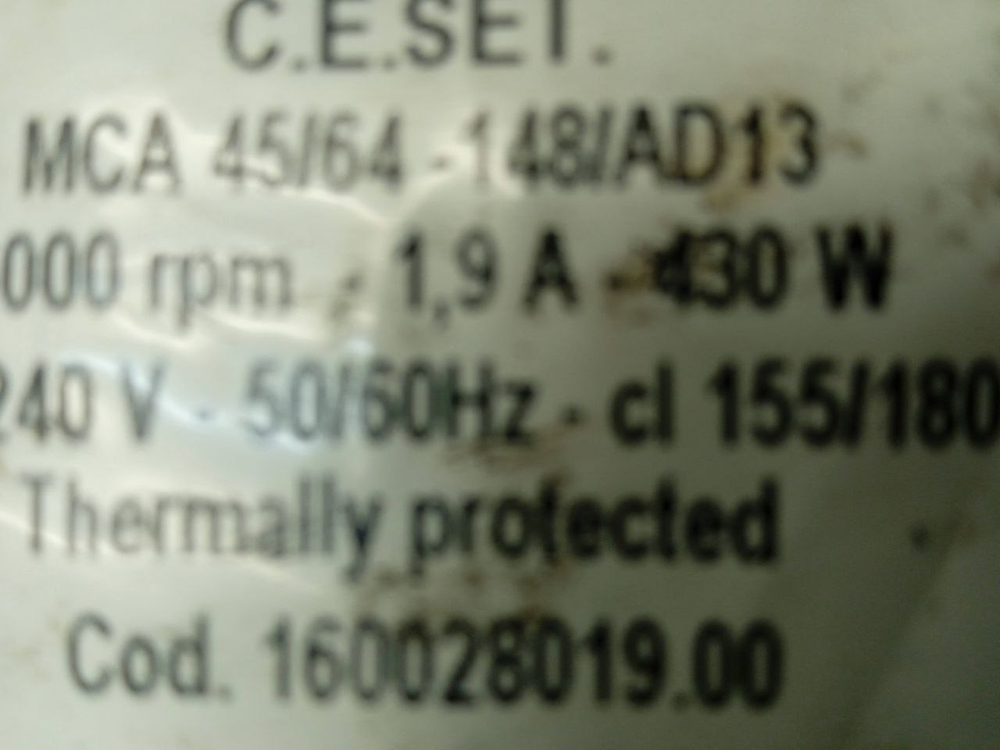 VMUF 501 B кт4 Двигатель к стиральной машине Indesit, Ariston C00299509 б/у