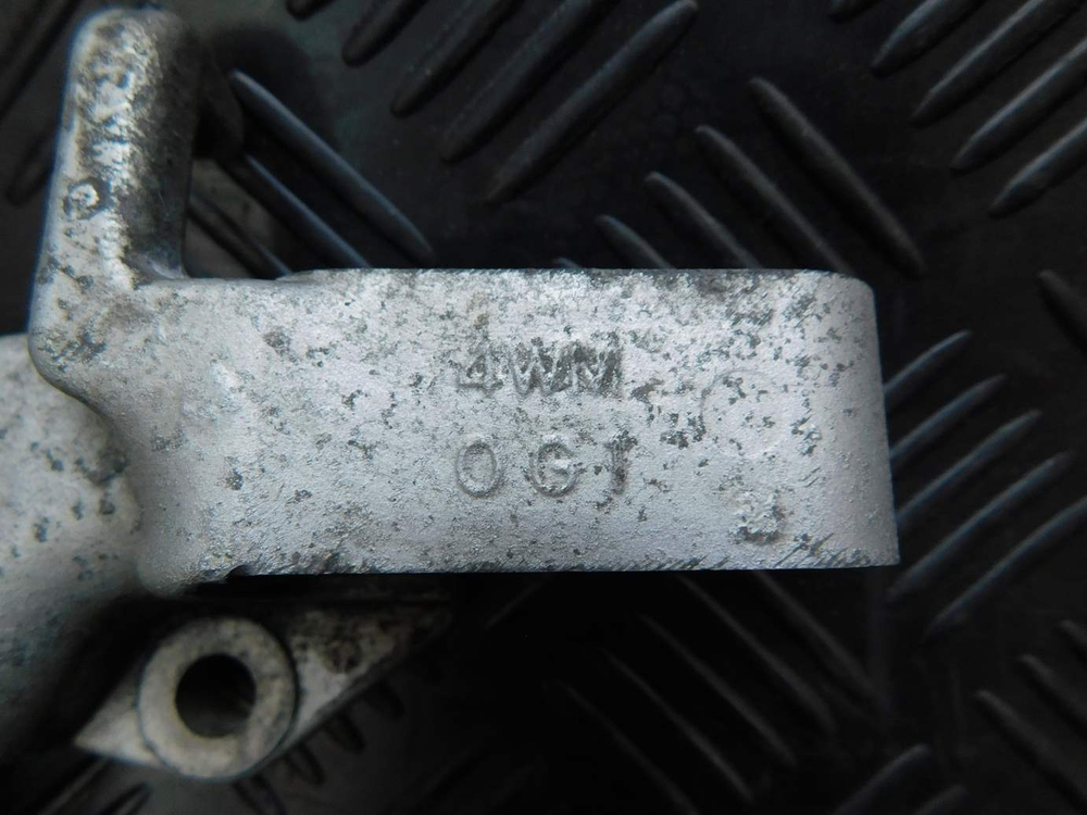 Кронштейн заднего суппорта Yamaha Road Star XV1600