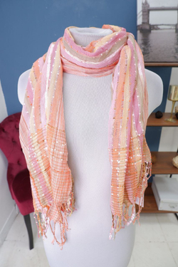 Шарф с бахромой