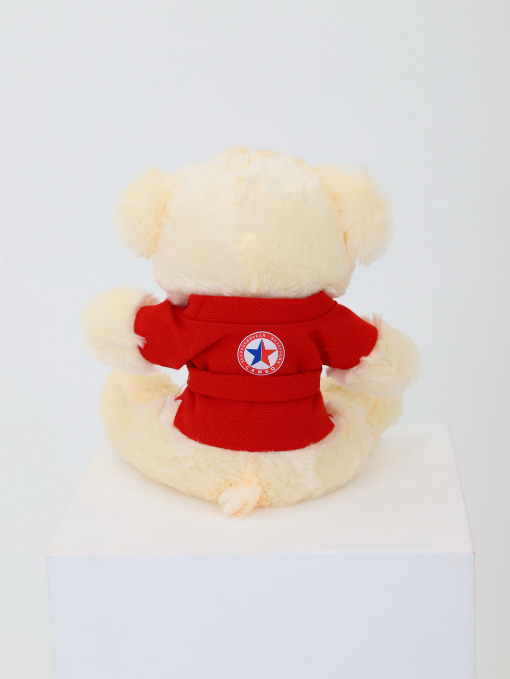 Мишка сувенирный в курточке САМБО красный