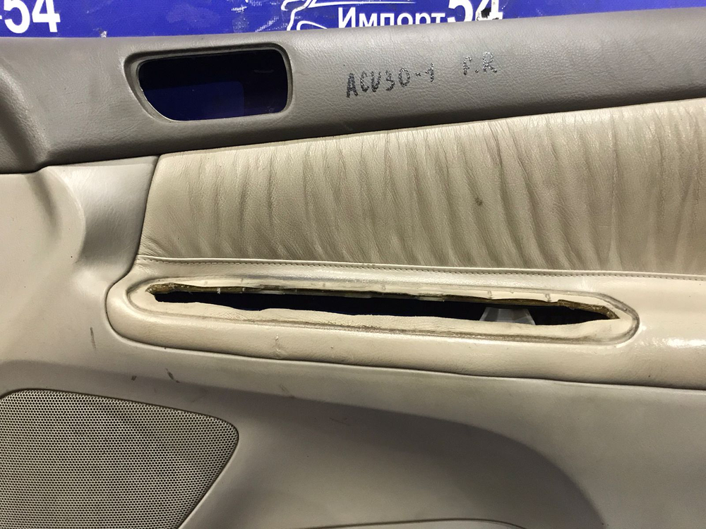 Обшивка двери TOYOTA CAMRY 2002