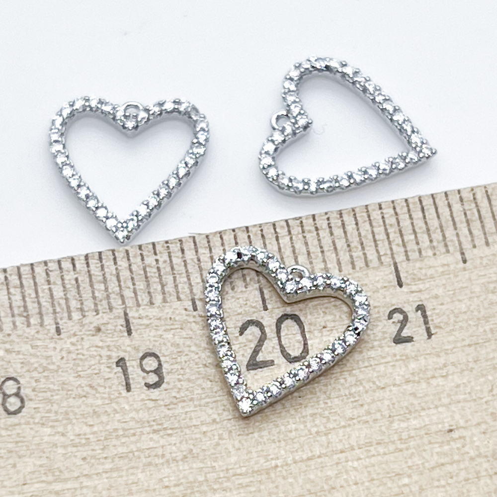 Подвеска Сердце, цвет серебро, фианиты, размер 12*13 мм, цена за 1 шт
