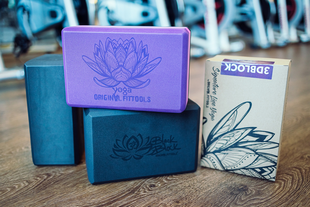 Блок для занятий йогой Black Block