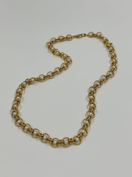 Цепь с «жемчугом»