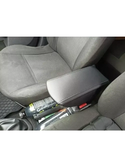 Подлокотник Рено Логан (2004-2022)