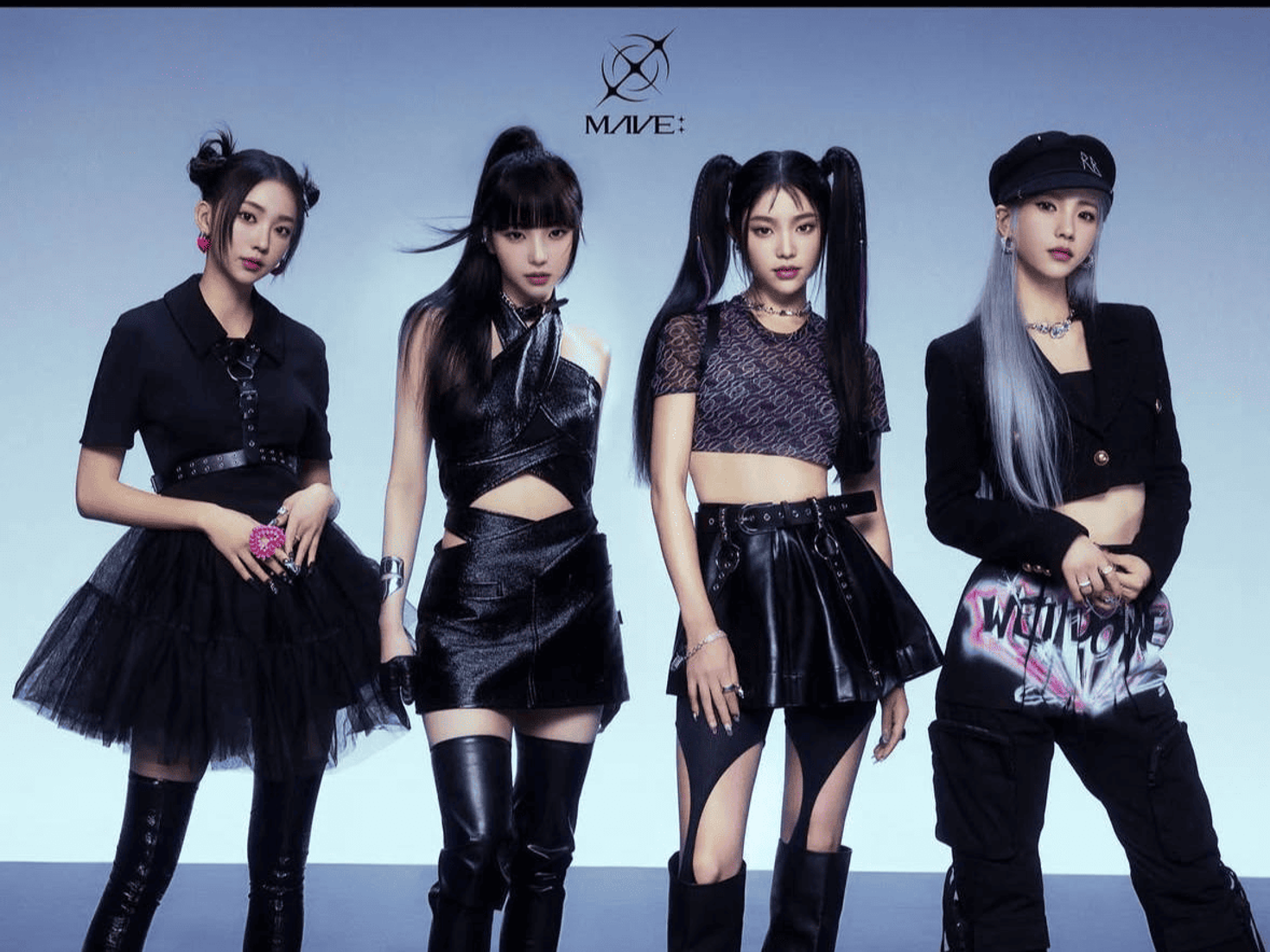 Эволюция концептов: как K-pop группы меняют имидж с каждым камбэком?