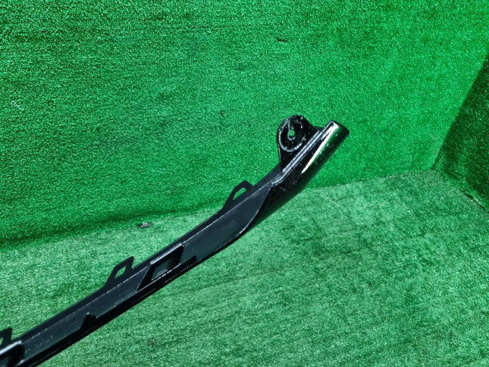 Накладка переднего бампера RR Evoque 2 (2018-2024)