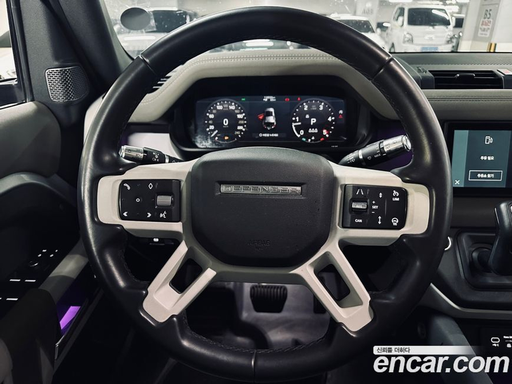 Land Rover Defender (L663) 110 D240 SE (12.2020)