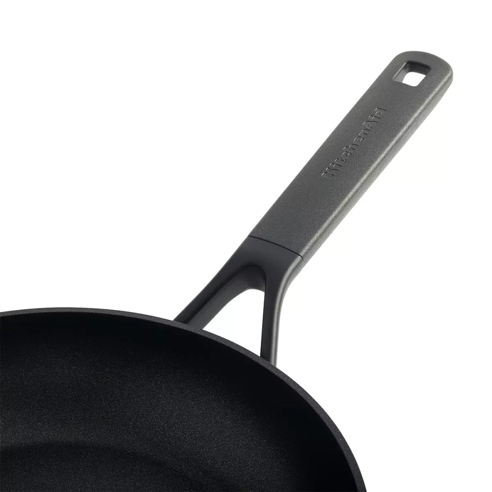 KitchenAid - Набор из 2 керамических сковород Classic 24+28см. / артикул   CC003569-001  / GTIN 4895156671411