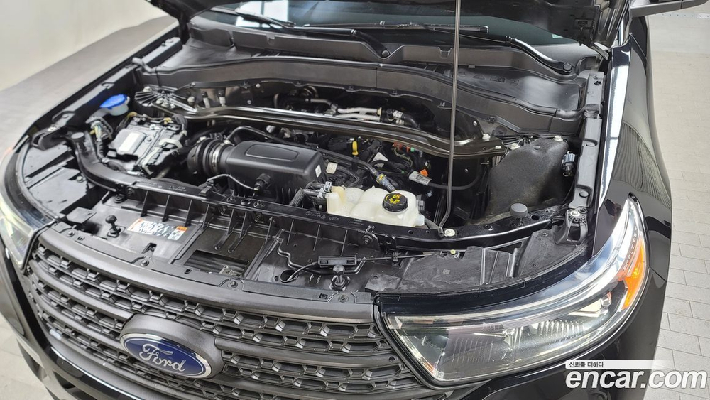 Ford Explorer 6 Generation 2.3 Limited 4WD (02.2021)