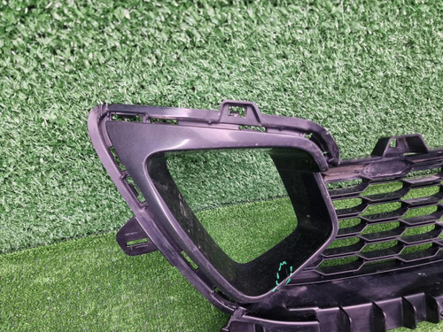 Решетка переднего бампера BMW 2er F44 (2019-2024)