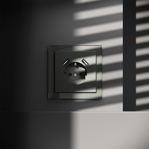 Розетка встраиваемая VOLTUM S70 с заземлением и защитными шторками, 16А, с USB, A+A, (титан)