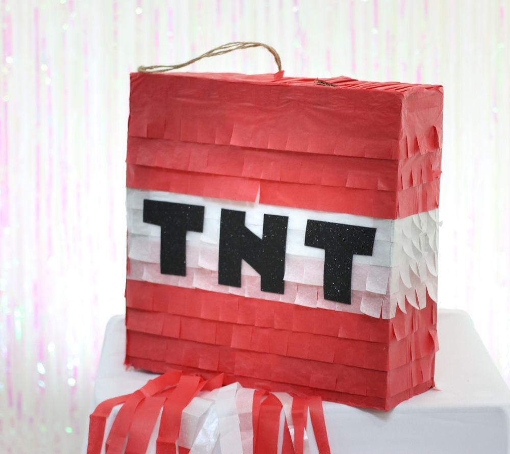 Пиньята "TNT"