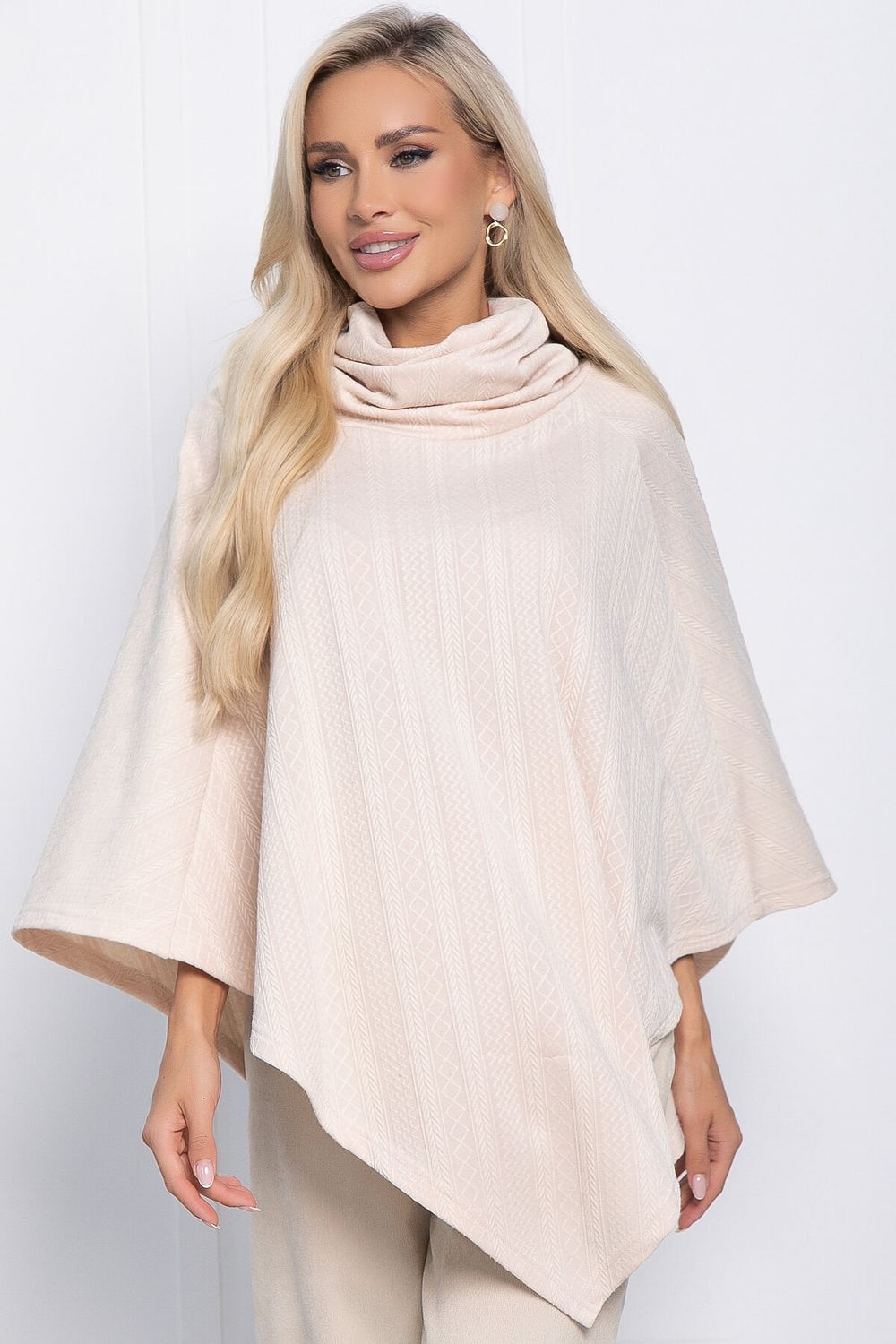 Пончо Арина (молочное) Б11008 LT Collection