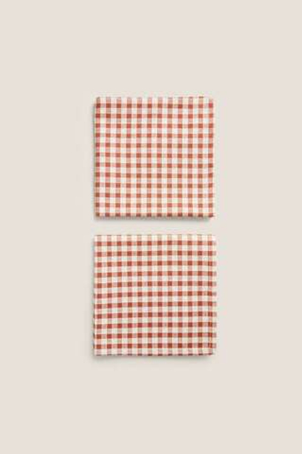 ZARA HOME САЛФЕТКИ ИЗ ХЛОПЧАТОБУМАЖНОЙ ТКАНИ В КЛЕТКУ (УПАКОВКА ИЗ 2 ШТУК), ЧЕРЕПИЧНЫЙ