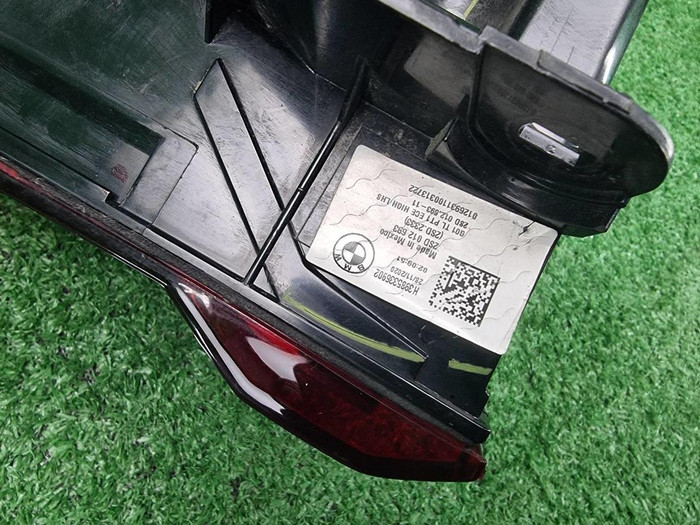 Фонарь левый внешний BMW X3 G01 (2017-2021)