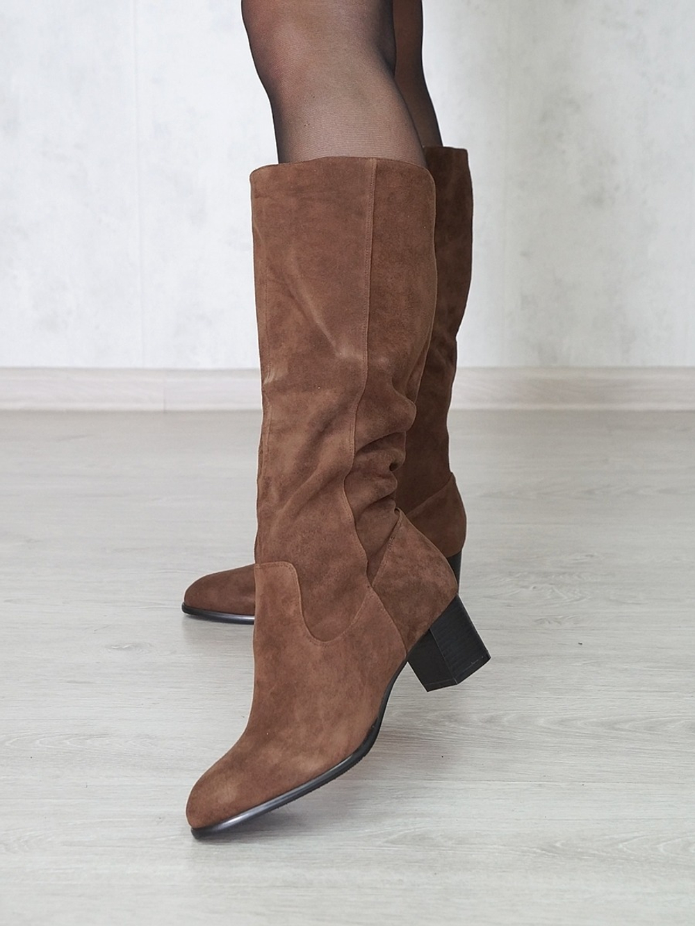 Сапоги женские IZZY 0148 \227-1\02