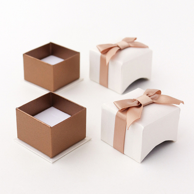 Футляр картонный, серия "КРЕМ-БРЮЛЕ", 53х53х39мм