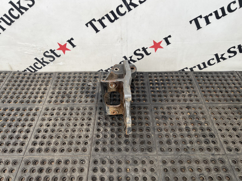 Кронштейн рессоры передней левый