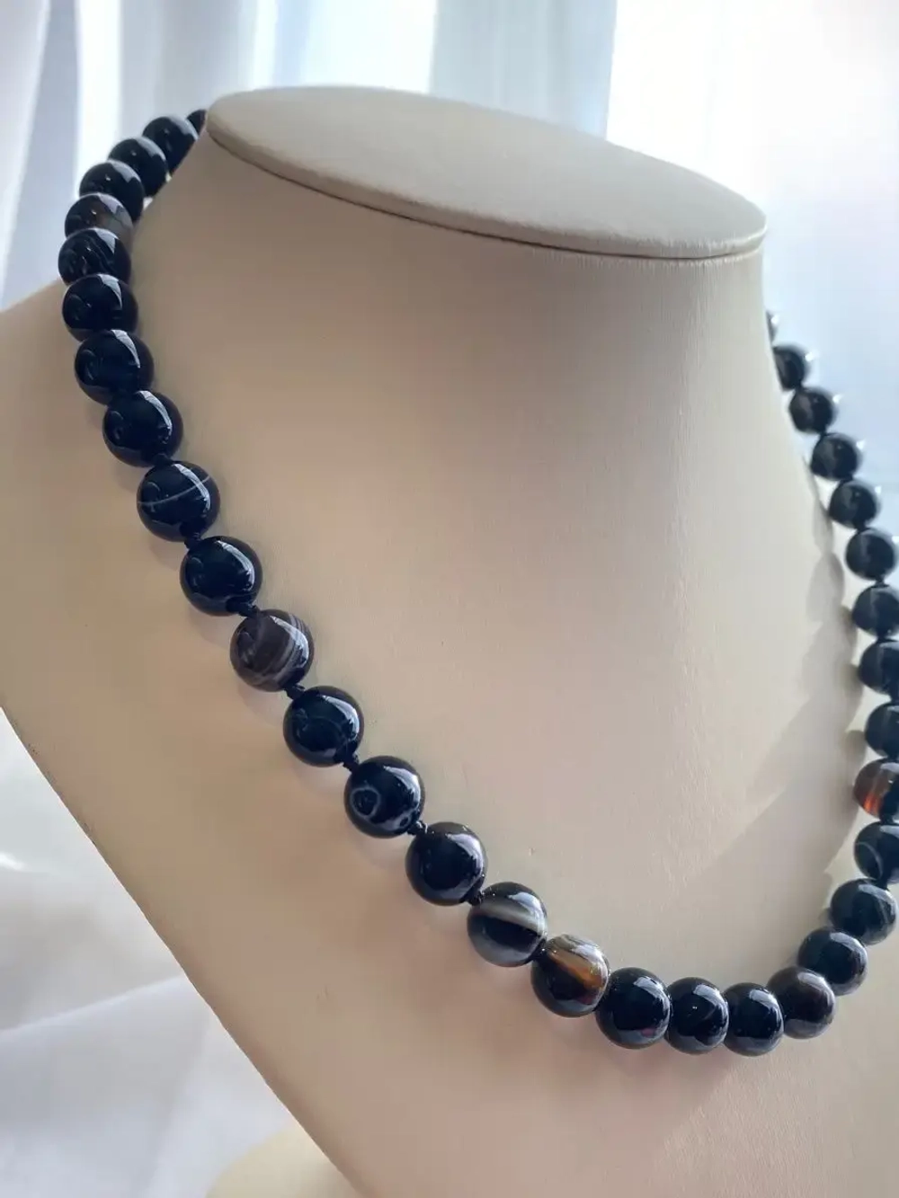 Бусы из натурального черного агата колье ожерелье