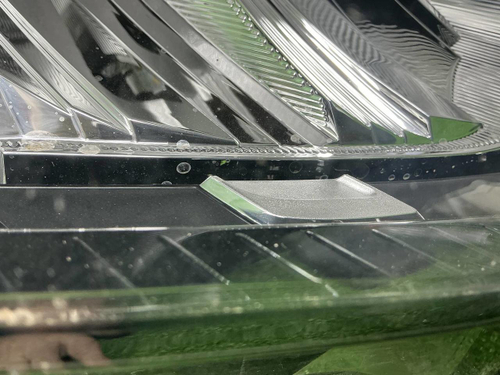 Битая Фара правая Geely Tugella (2019-2024) LED