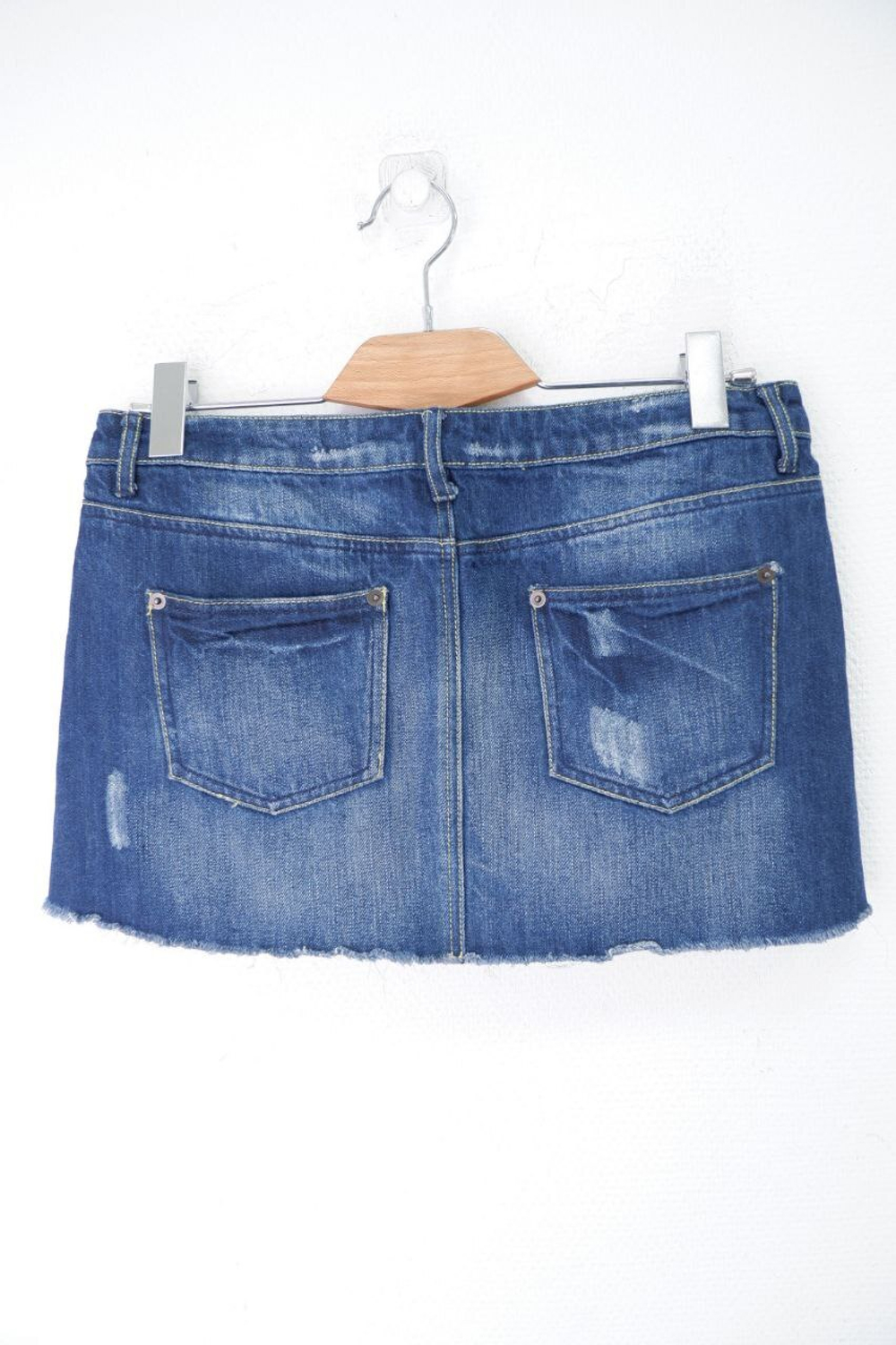 Юбка джинсовая с потертостями 46  размер