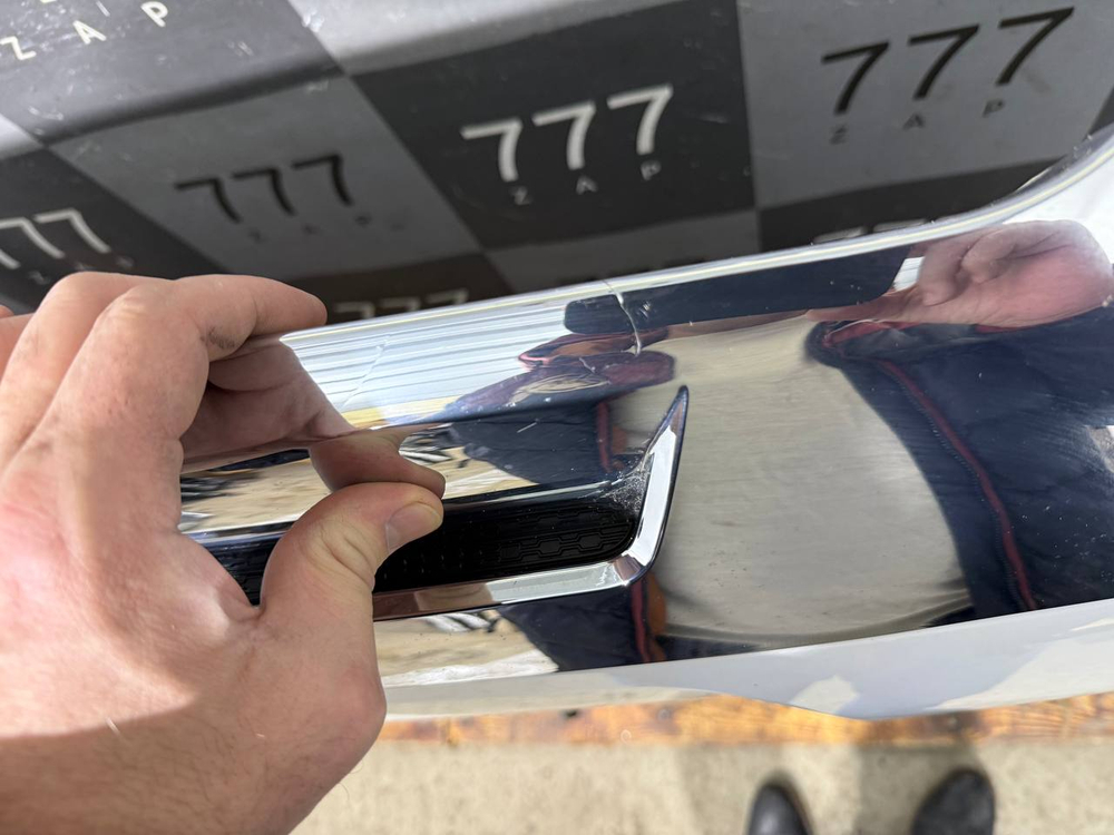 Капот Tank 500 21-нв Б/У Оригинал 8402101XKV3AA