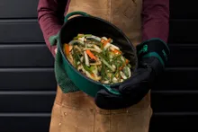 Жаровня чугунная эмалированная с крышкой, 5.2 л, 41х25х15 см, овальная, зелёная, Big Green Egg