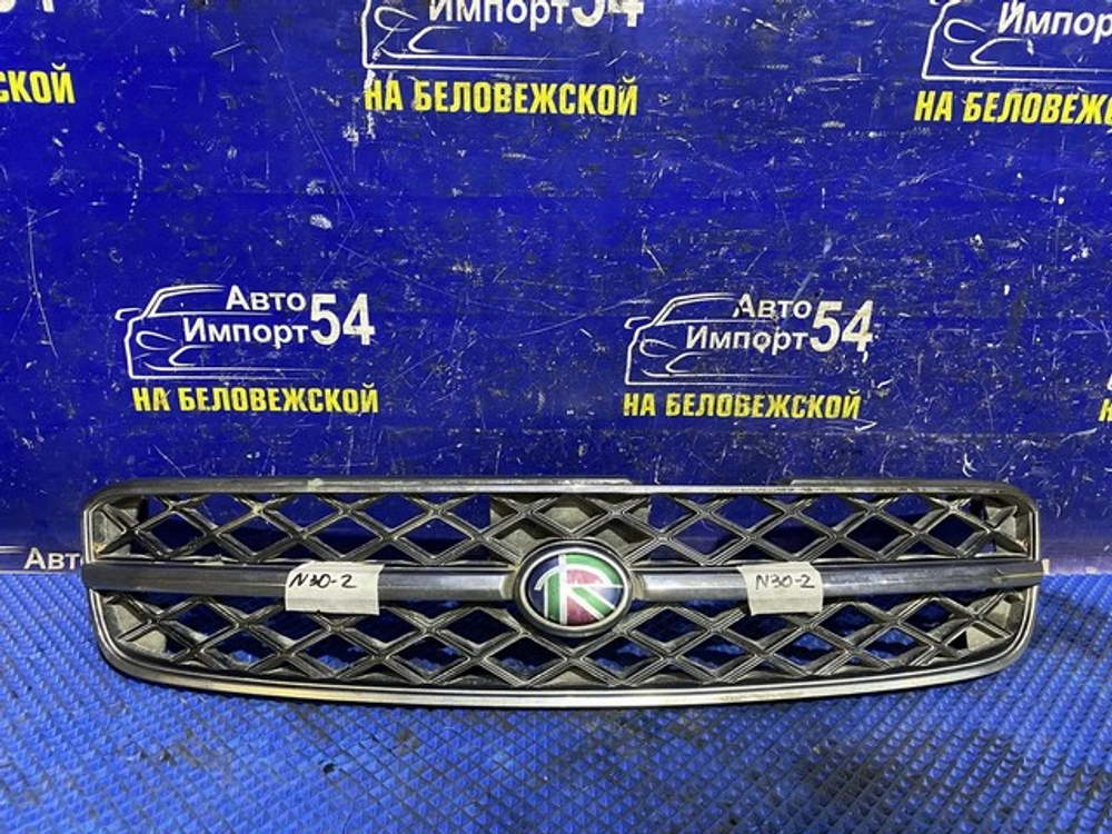 Решетка радиатора NISSAN R'NESSA 1997