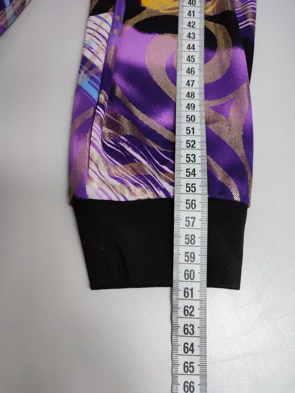 Блузка с ярким рисунком 48 размер