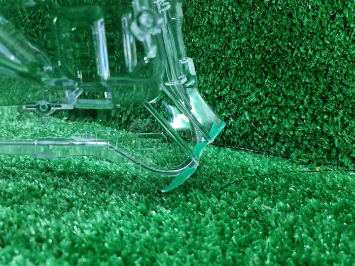 Стекло фары правое Toyota Land Cruiser 200 (2015-2021) LED