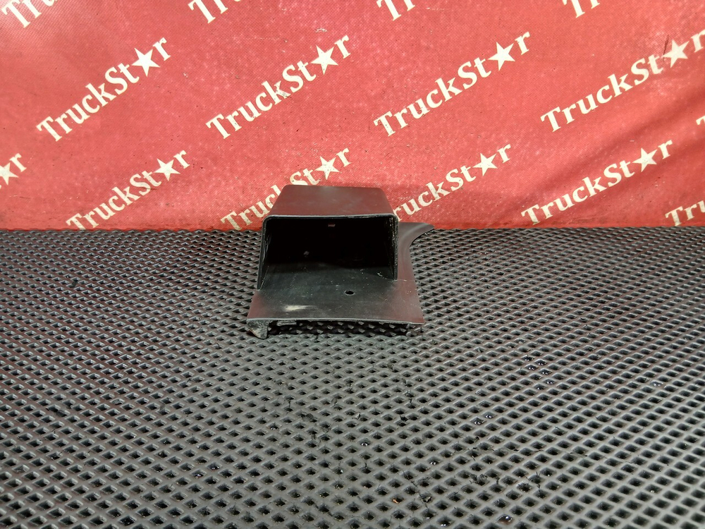 Ящик вещевой правый 2023г.