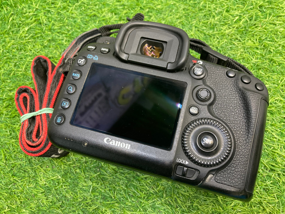 Canon EOS 5D Mark III (35.550 кадров)