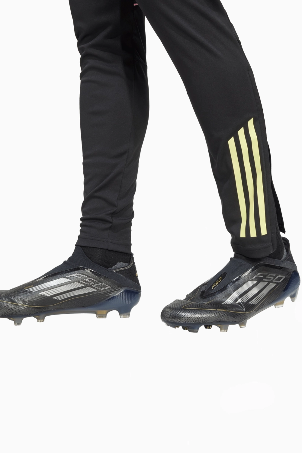 Штаны adidas Juventus FC 25/26 Competition Training - черный