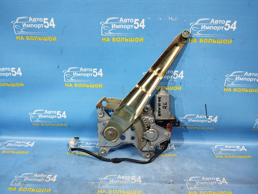 Стеклоподъемник задний левый TOYOTA PRIUS 2002