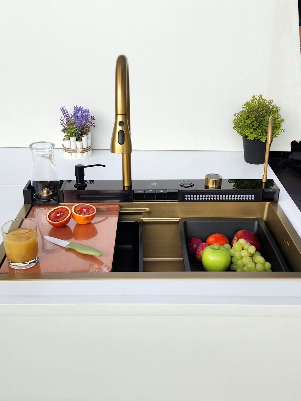 Многофункциональная кухонная мойка из нержавеющей стали BZ9951JS цвета Золотой