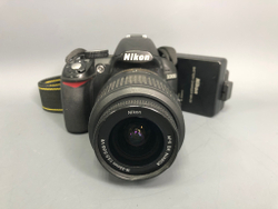 Nikon D3100 + kit 18-55mm 3.5-5.6G VR 48.000 кадров