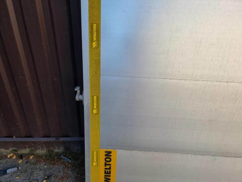 Створка прицепа левая Wielton 266 см